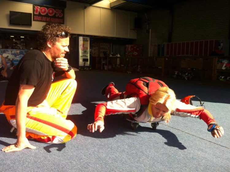 AFF cursus skydiven Texel - grondtraining 1