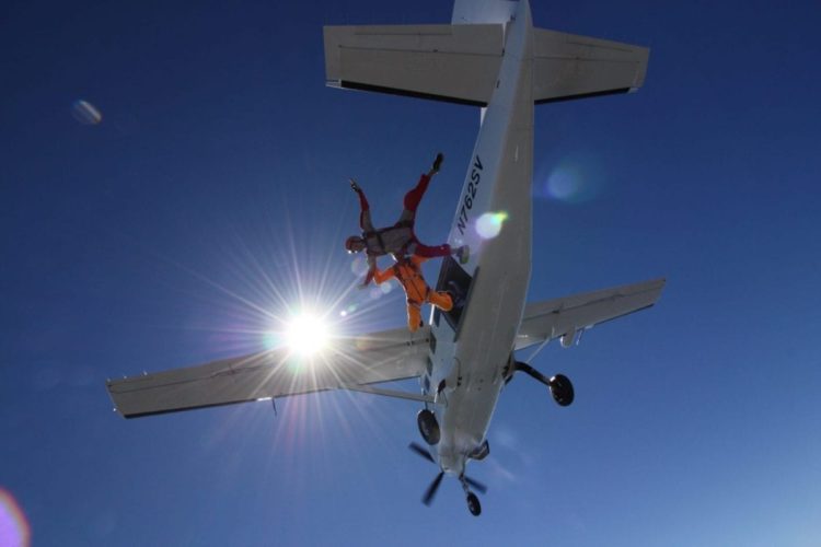 AFF cursus skydiven Texel - leren skydiven uit vliegtuig 1