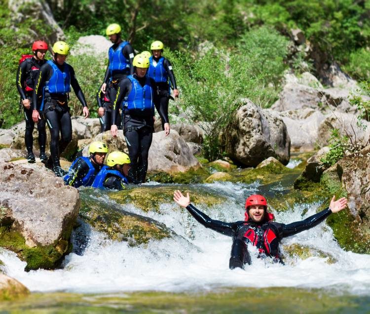 Advanced canyoning Cetina rivier - Zadvarje bij Omiš Kroatië