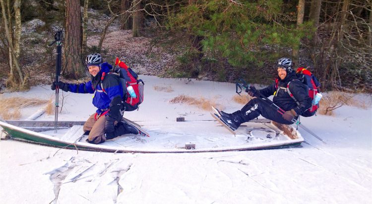 natuurijs schaatstocht met gids nabij Stockholm