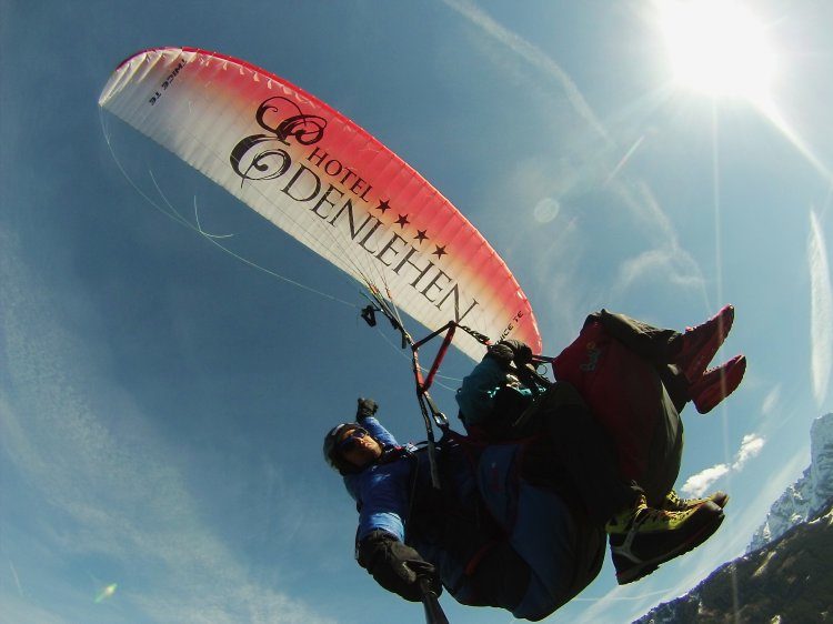 Paragliden tandemvlucht Mayrhofen Oostenrijk