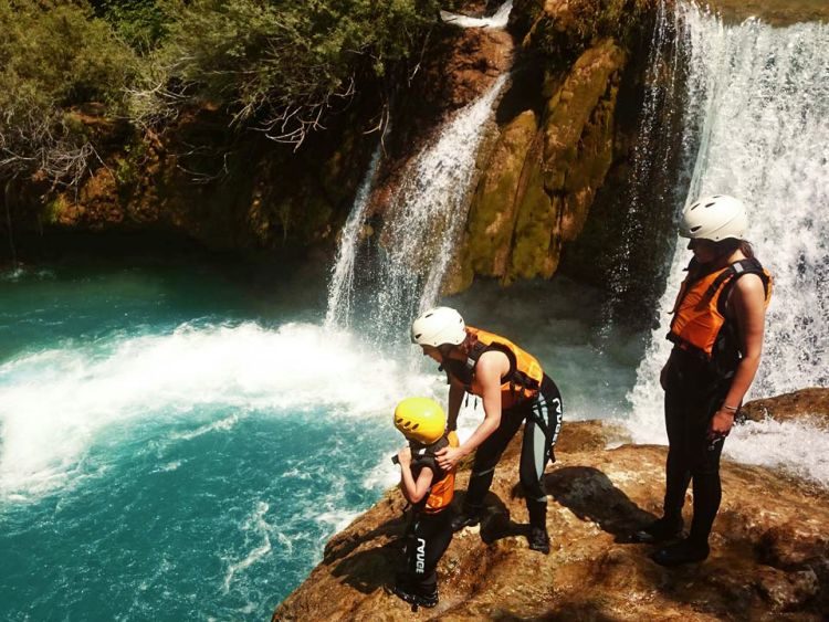 Kajakken Mreznica Canyon Grabovac Kroatië