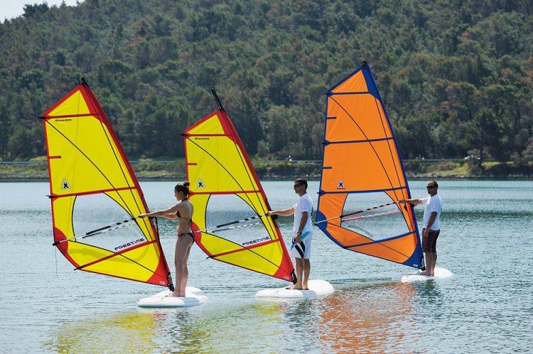 5 uur cursus voor gevorderden windsurfen Pula Kroatië