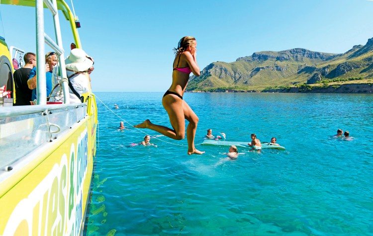 3 uur boottocht langs de kust, baaien en grotten in Mallorca
