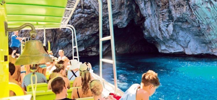 Boottocht langs de kust, baaien en grotten in Mallorca