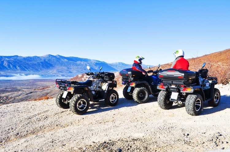 Quad excursie door de bergen Dalmatië Kroatië