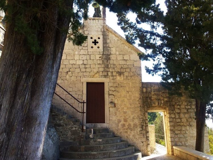 wandeltocht met gids door Marjan hill park Split Kroatië