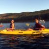 Zeekajakken bij zonsondergang in Split Kroatië