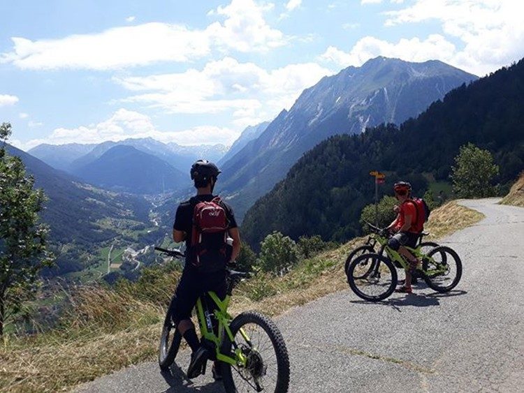 Mountainbiken door de Alpen vanuit Verbier Zwitserland