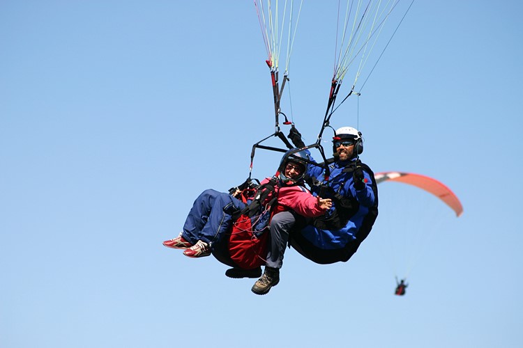 boek hier paragliding zwitserland