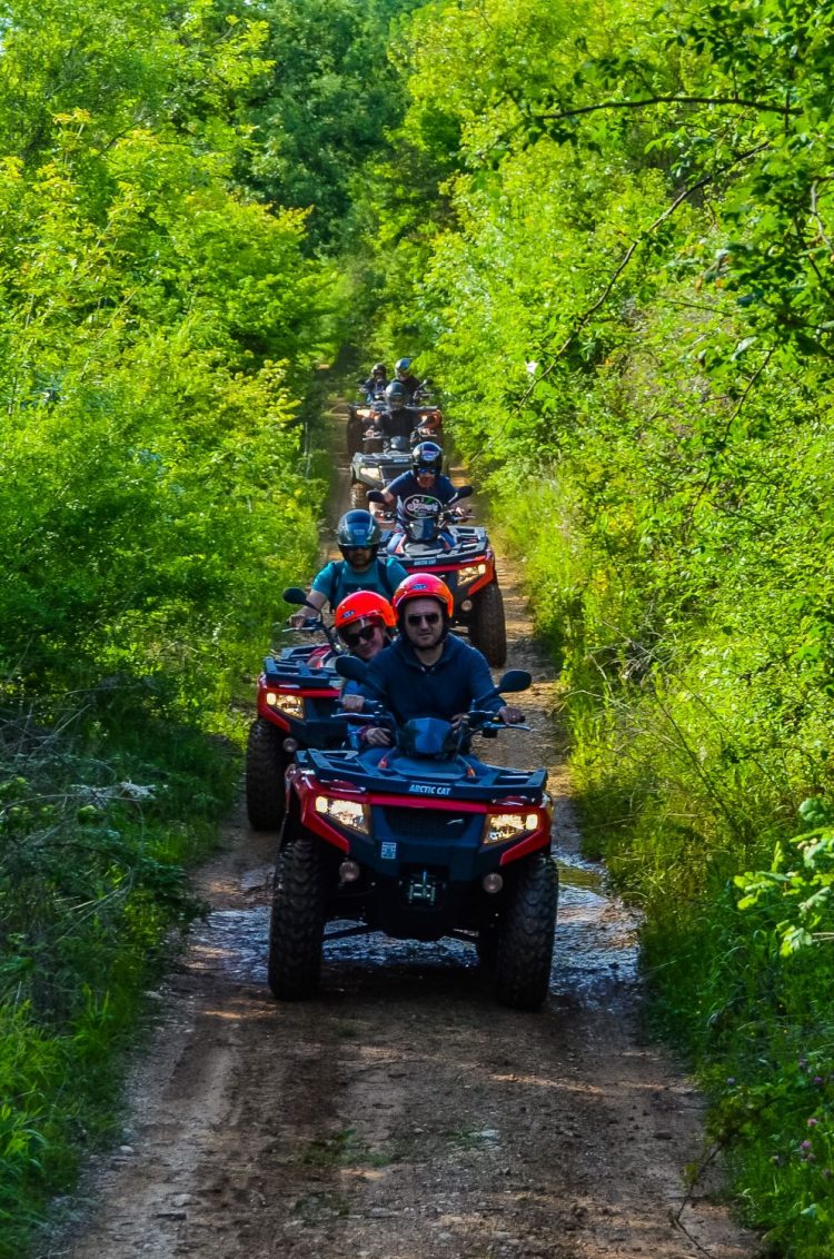 Quad rijden vanuit Split Kroatië - incl. picknick