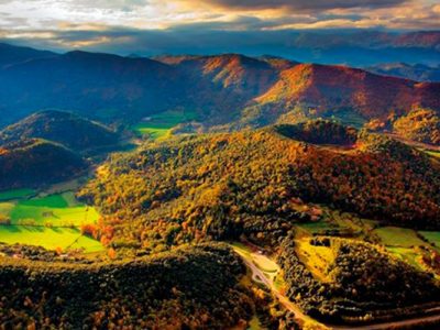 Hike La Garrotxa Volcanic Zone en Besalú vanuit Barcelona