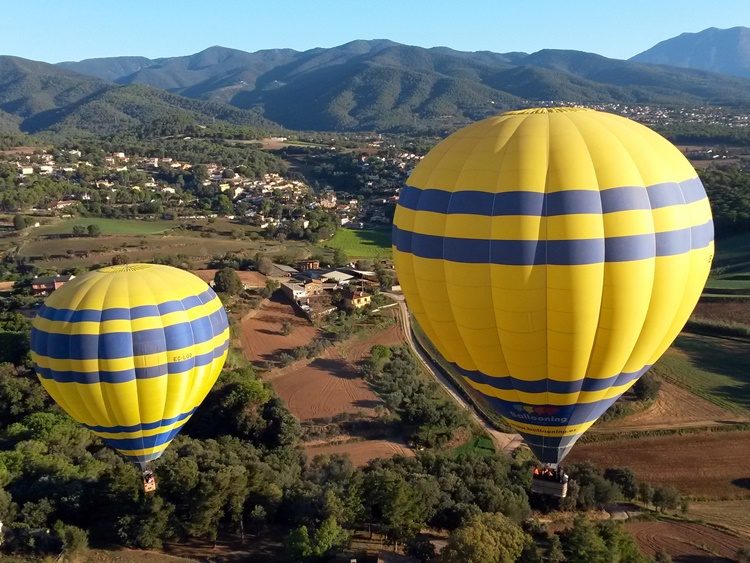 Luchtballonvaart nabij Barcelona