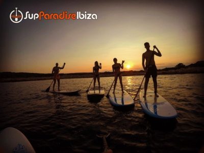 Suppen bij zonsondergang op Ibiza
