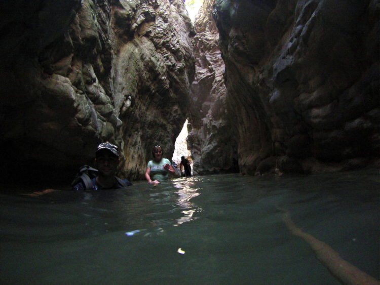 Arini gorge river trekking