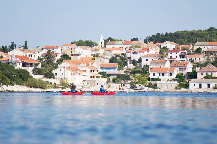 Zeekajakken 3 eilanden in de archipel van Zadar Kroatië