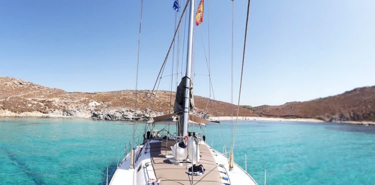 Zeilcruise naar het eiland Rhenia en Delos Mykonos Griekenland