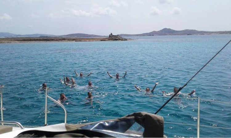 Zeilcruise naar het eiland Rhenia en Delos Mykonos Griekenland