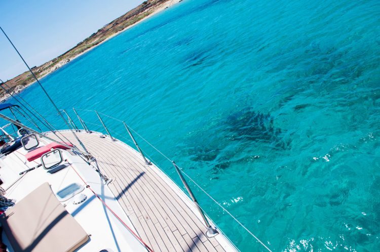 Zeilcruise naar het eiland Rhenia en Delos Mykonos Griekenland