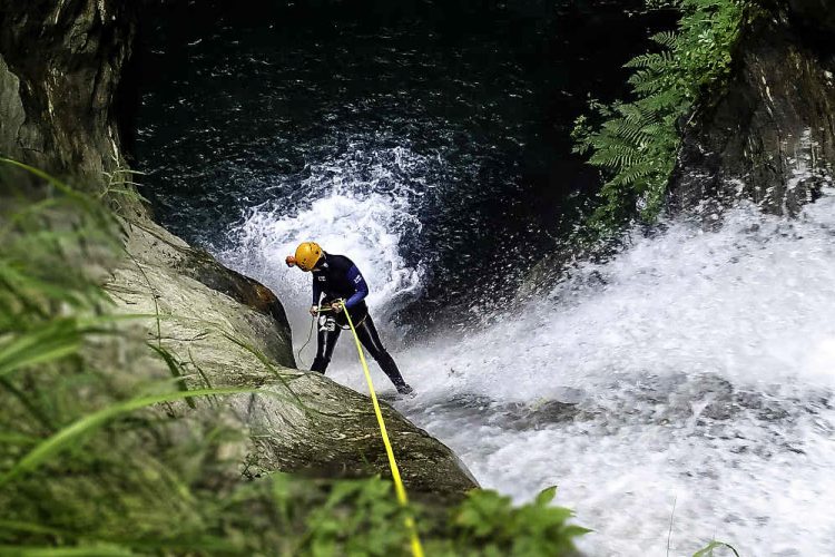 Cadeau voor hem; canyoningen avontuurlijk uitje