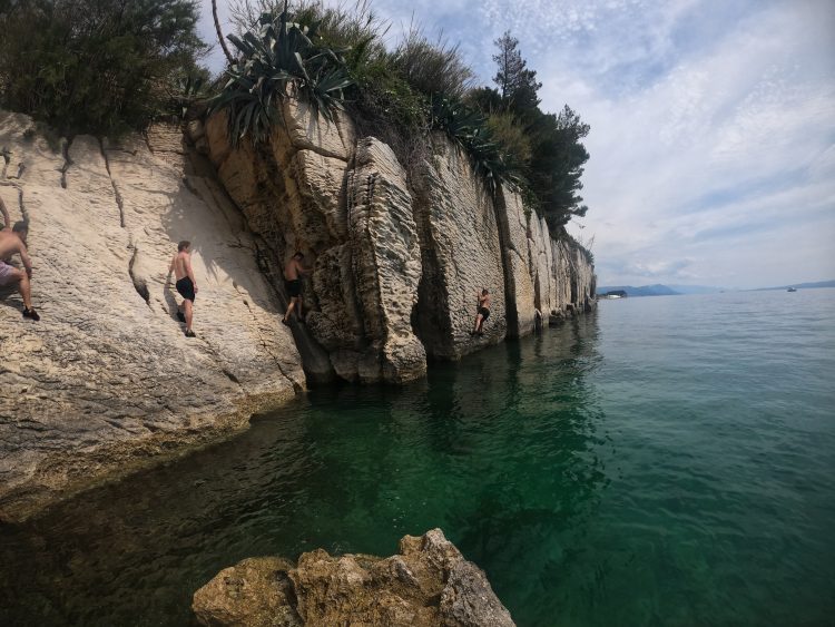 Cliff jumping & Deep Water Solo Split Kroatië