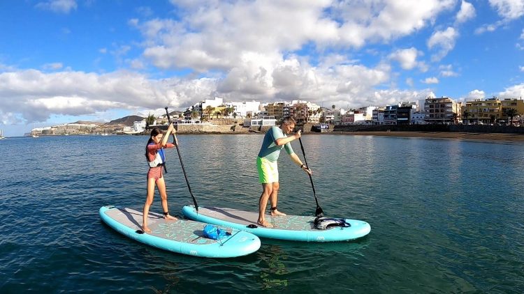 Stand Up Paddle boarding les Arguineguin in Gran Canaria